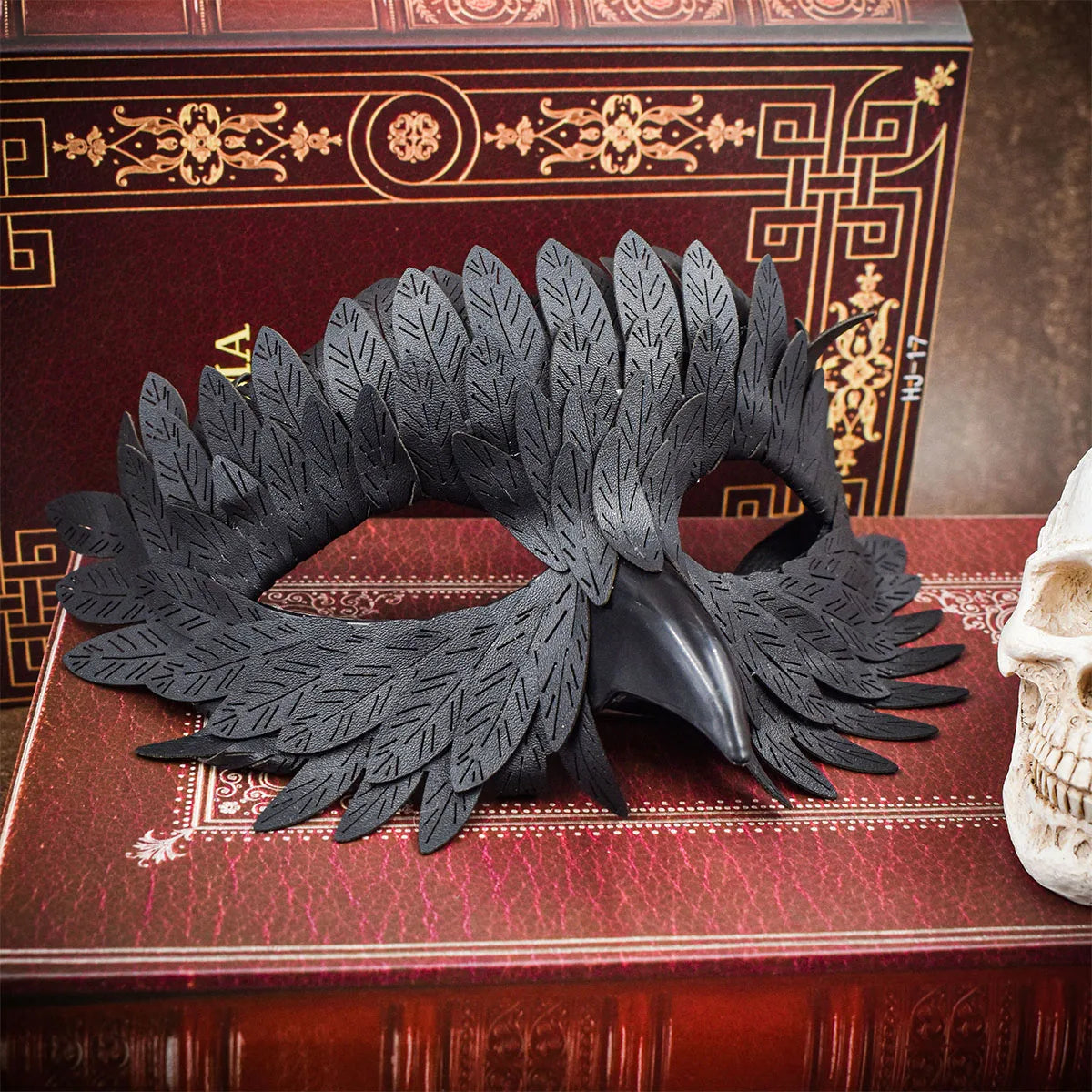 Women's Feather Half Face Mask